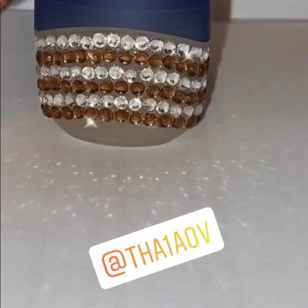 A MUST HAVE 💎 Diamond 💎 Bling Vaseline - Picture 2 of 4